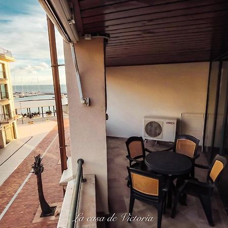 La Casa De Victoria - Holiday Apartment بالشيك المظهر الخارجي الصورة